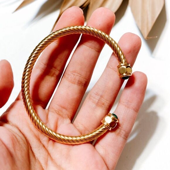 Vintage bangle  #1162 - Picture 4 of 4